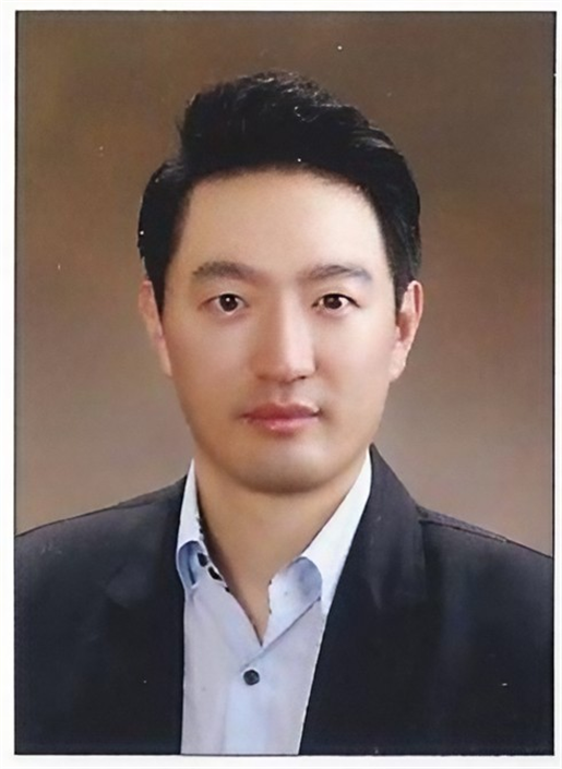 이진국(반려동물과).png