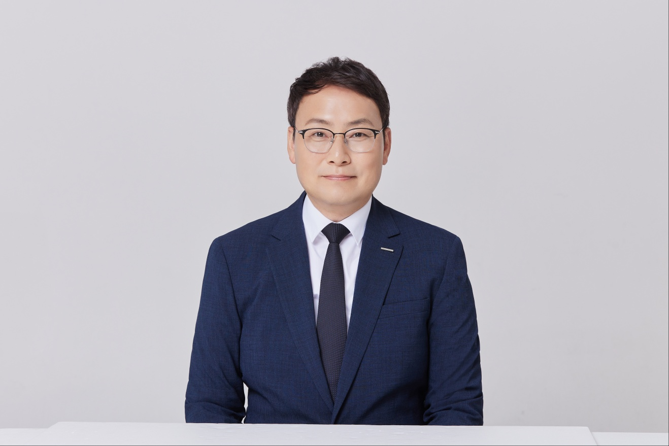 이경국.png